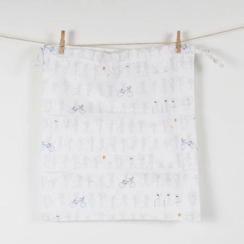 14" x 13.5" Drawstring Bag / White & Animal