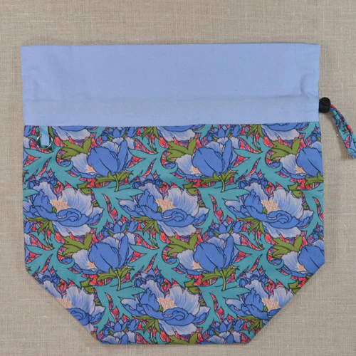 Madres Reversible Project Bag - Image 11