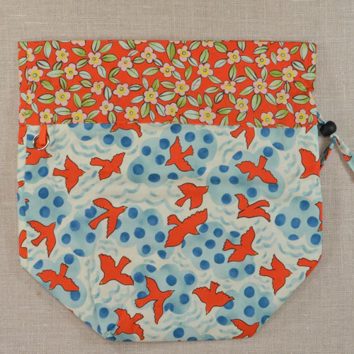 Madres Reversible Project Bag - Image 5