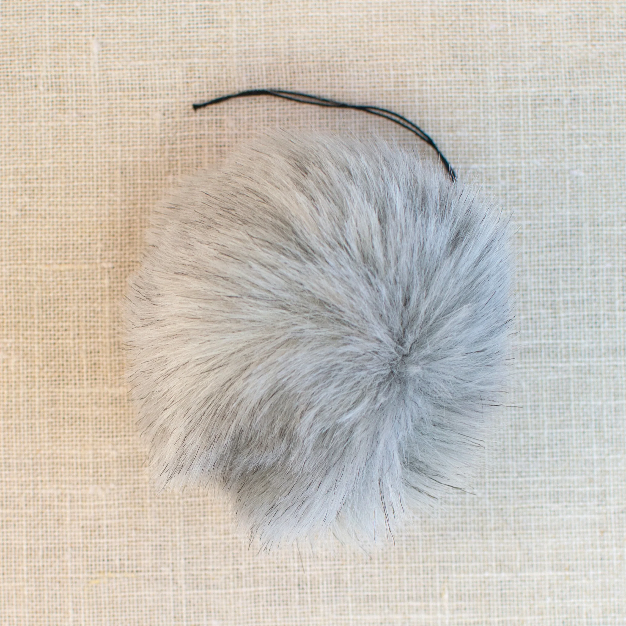 Mokuba Fur PomPom - Image 2