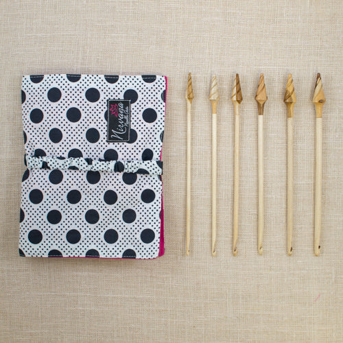 Nirvana Maple Crochet Hook Set - Image 4