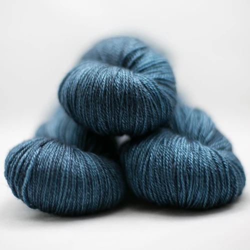The Uncommon Thread - BFL Light DK - Image 5