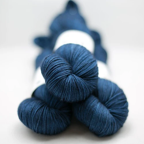 The Uncommon Thread - BFL Light DK - Image 6