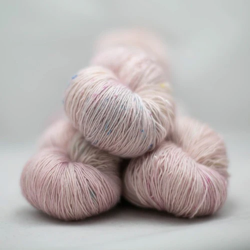The Uncommon Thread - BFL Light DK - Image 7